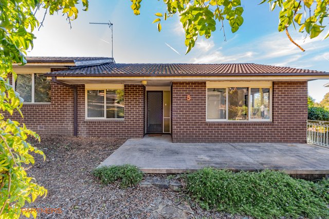 5 Bazley Street, ACT 2615