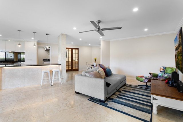 13 Oedipus Court, QLD 4037