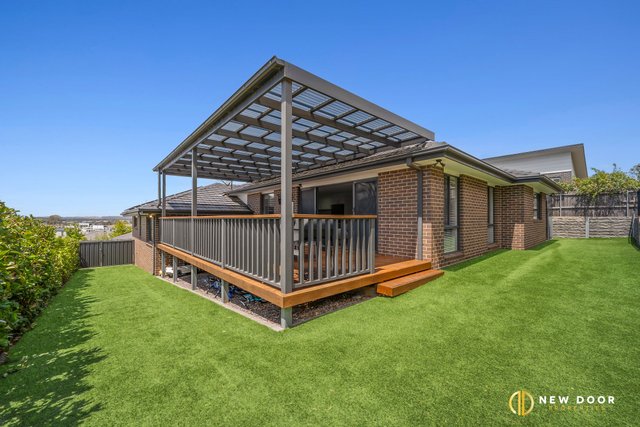 8 Slim Dusty Circuit, ACT 2914