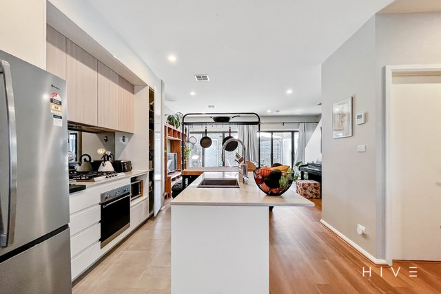 74/45 Negus Crescent, ACT 2602