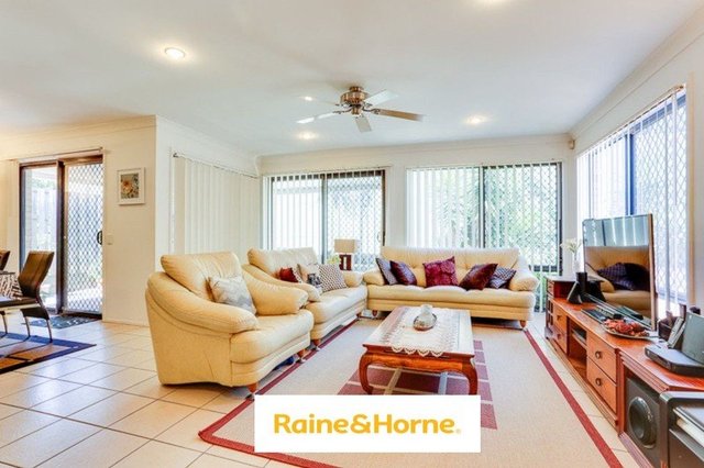 18 Goongarrie Crescent, QLD 4115