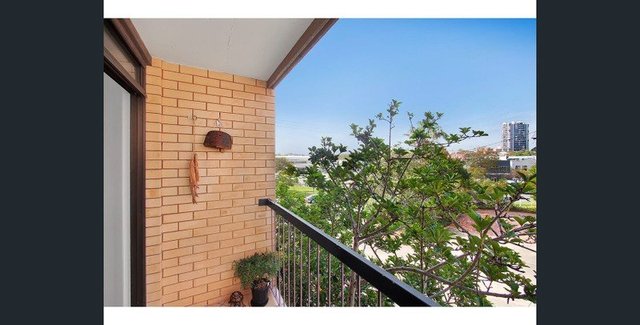 2/40 Lang Parade, QLD 4066
