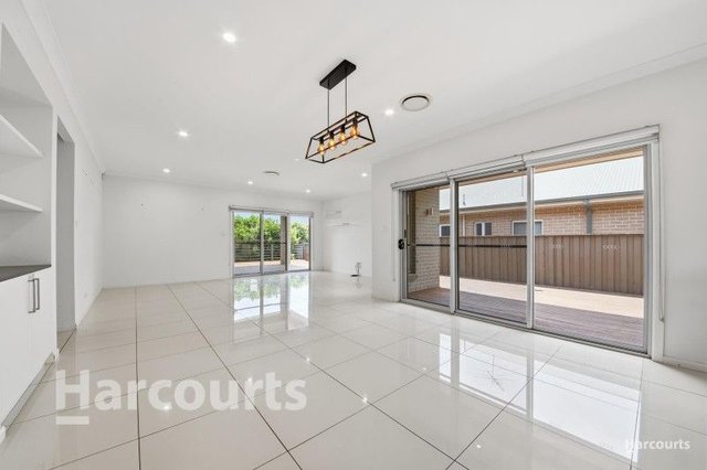 10 Adams Circuit, NSW 2570