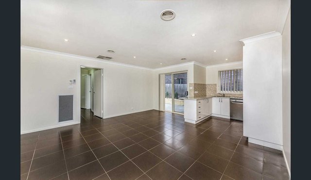 45 David Miller Crescent, ACT 2913
