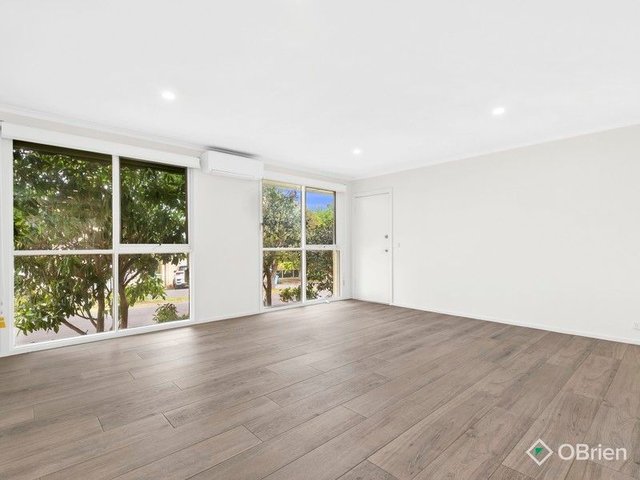 8/2 Coonara Avenue, VIC 3930
