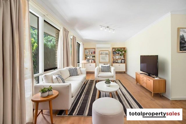 54 Daintree Crescent, ACT 2617