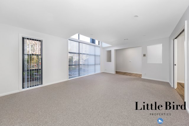 361 Anthony Rolfe Avenue, ACT 2912