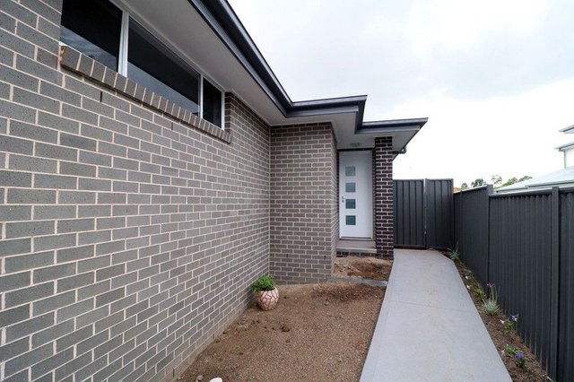 1/8 Pascoe Street, NSW 2570