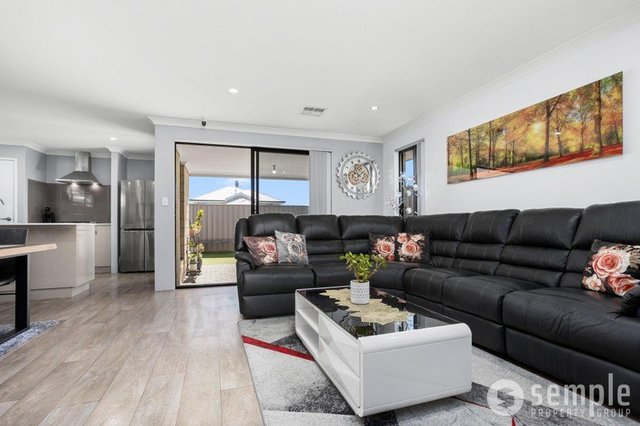 13 Hopbush Way, WA 6164