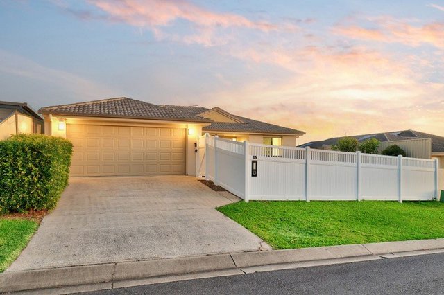 13 Girraween Crescent, QLD 4115