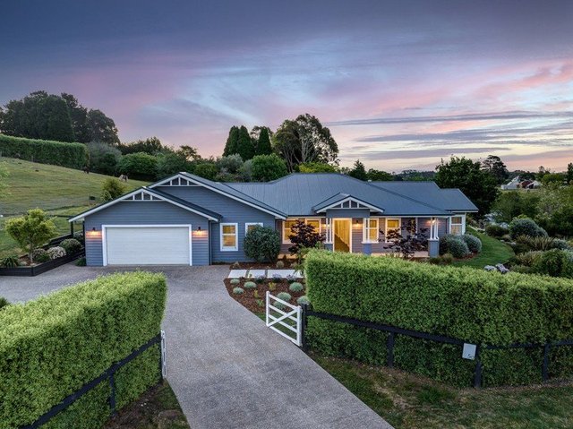 5A Hazelton Drive, NSW 2577
