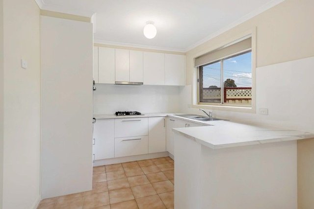 1/106 Driscolls Road, VIC 3021