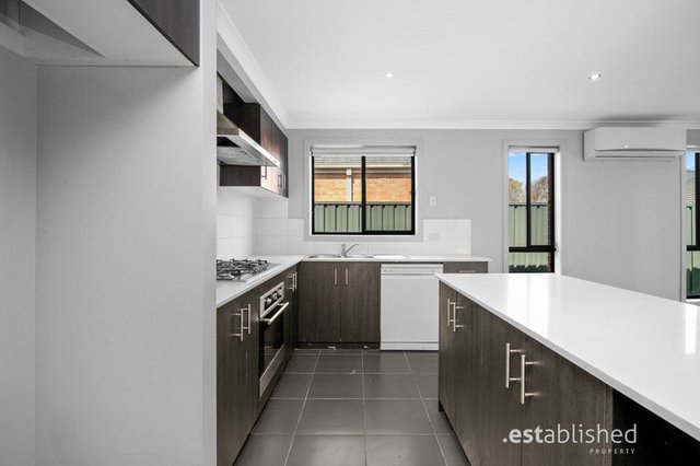 13 Parkfield Court, VIC 3023