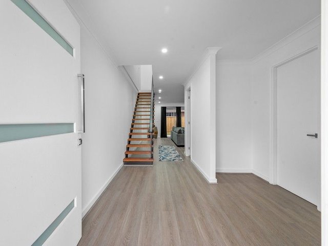 16 Na Daang Crescent, NSW 2568