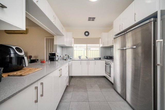 9 Brunswick Circuit, WA 6031
