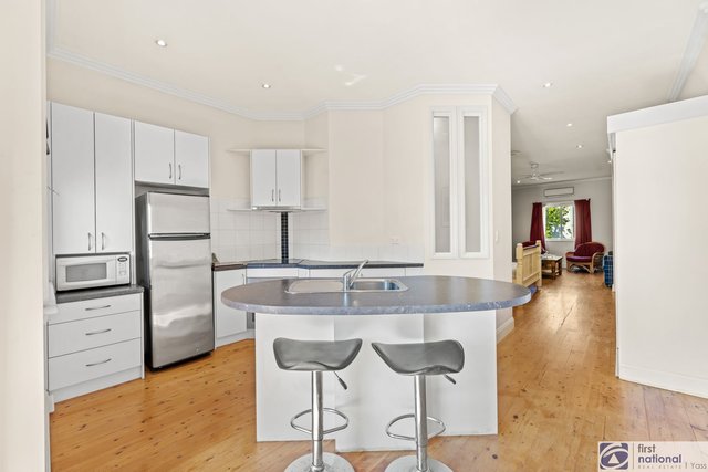 1/166 Comur Street, NSW 2582