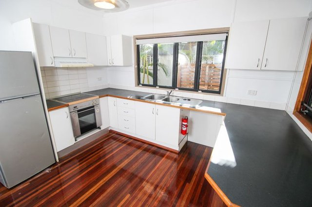 3/2059 Gold Coast Highway, QLD 4220