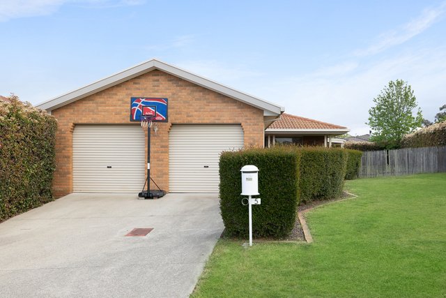 5 Evella Court, ACT 2914