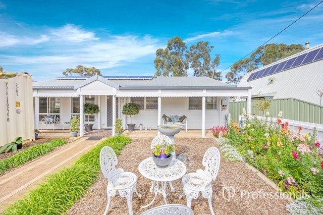 14 Manning Street, WA 6220