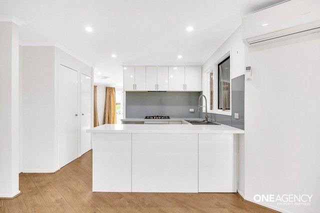 12 Burswood Court, VIC 3028