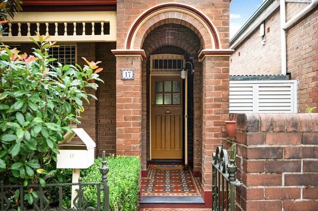 17 Lilydale Street, NSW 2204