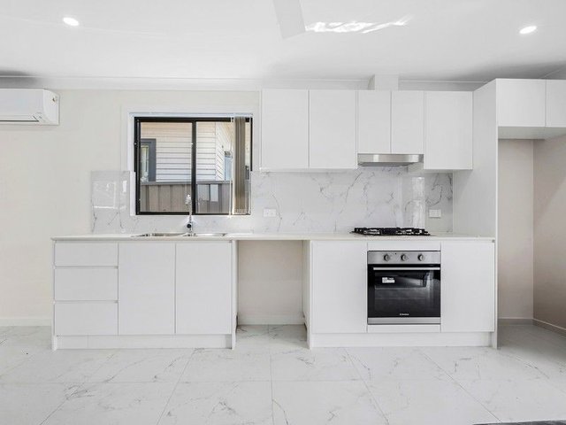 27A Feramin Avenue, NSW 2770